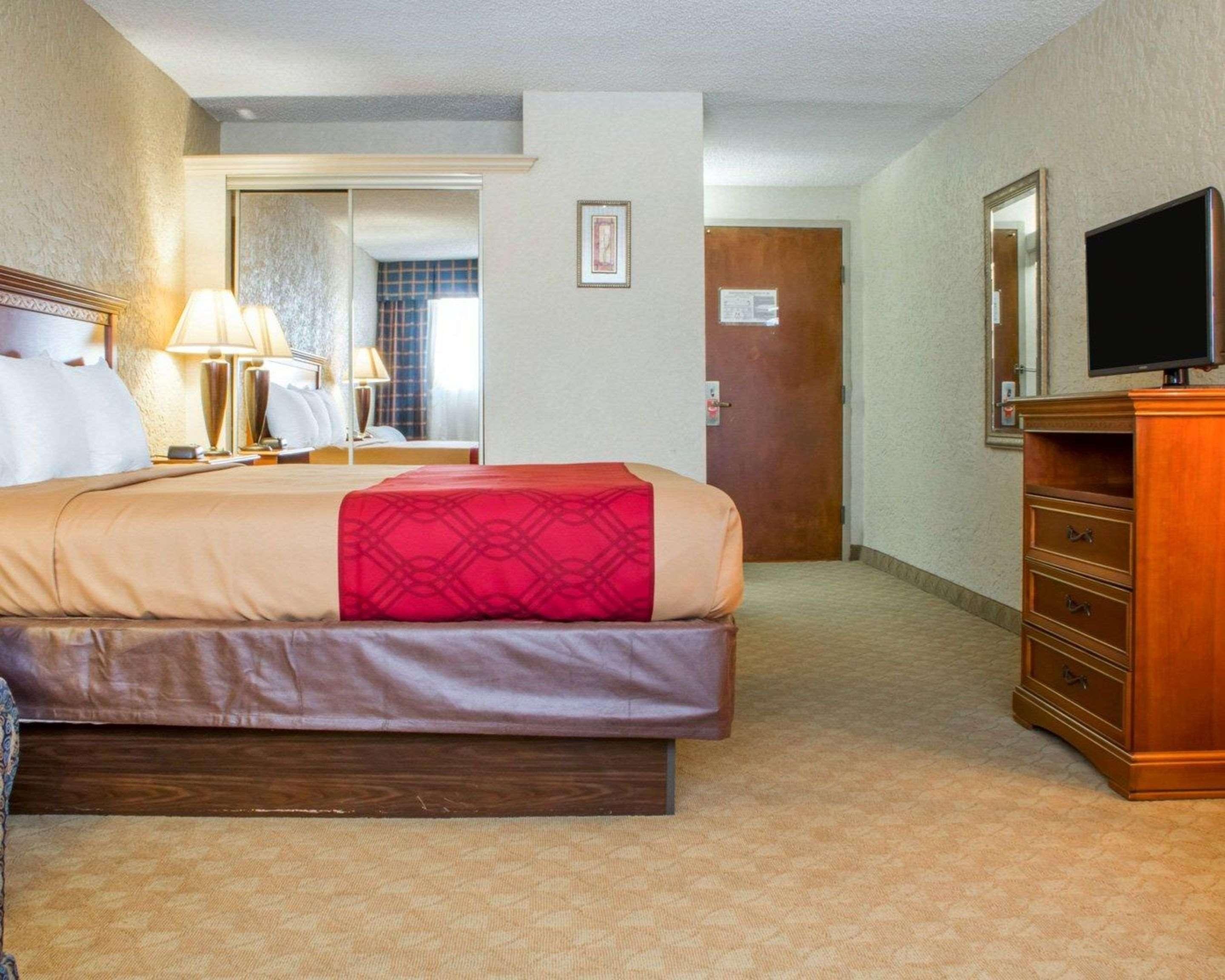 Econo Lodge Broken Arrow-Tulsa Eksteriør billede